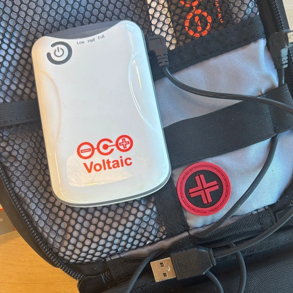 VOLTAIC SOLAR CHARGER BAG